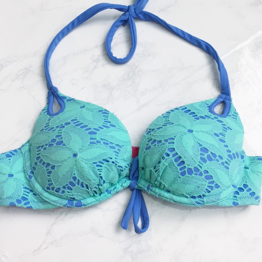 Victoria Secret Lace Bikini Top 32 B.